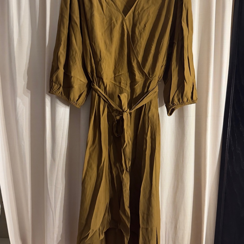 ❌SOLD❌ Elegant Brown Wrap Dress